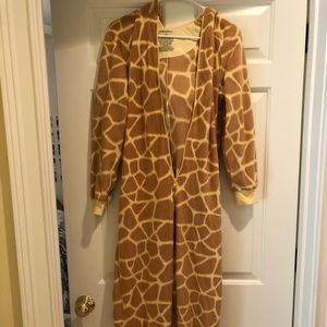 Woman's one piece pajamas giraffe print